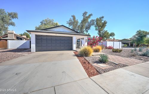 1805 Tamarisk St, Chandler AZ  85224-2508 exterior