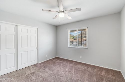 8839 12 Pl, Phoenix AZ 85020-3017 exterior