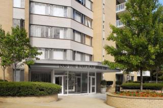 1530 Beacon St, Brookline MA  02446-2623 exterior