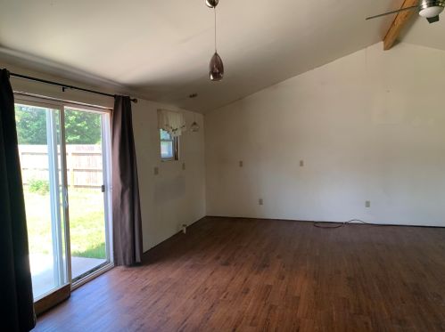 909 Henderson St, Big Rapids MI 49307-1144 exterior