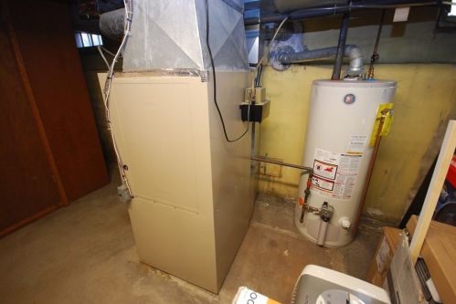 110 Abbott St, Springfield MA 01118-1603 exterior