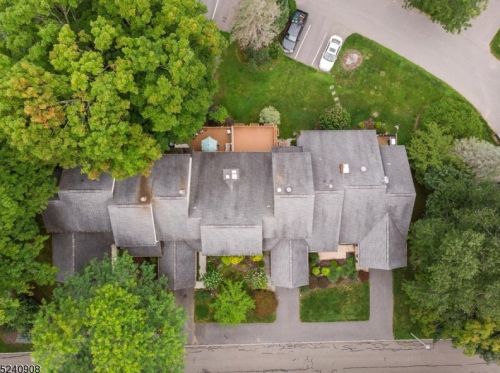 62 Goldfinch Dr, Hackettstown NJ 07840-3008 exterior