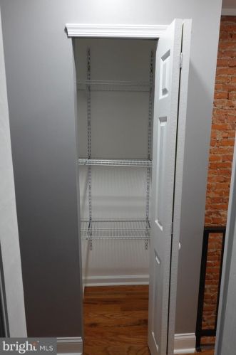 1525 Hicks St, Philadelphia PA  19146-4820 exterior