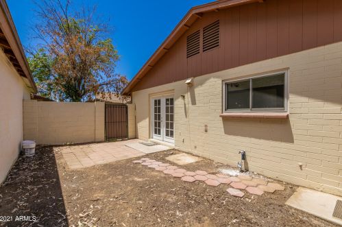 876 Nebraska St, Chandler AZ 85225-6730 exterior