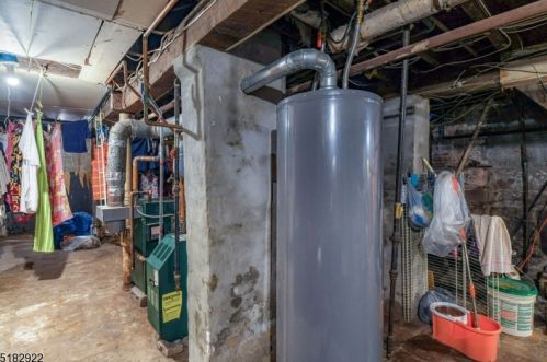 117 6 St, Paterson NJ 07508-2121 exterior