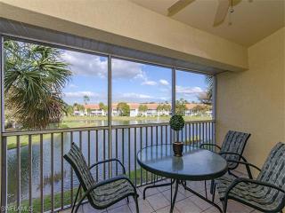 5020 Cedar Springs Dr, Naples, FL 34110-2325