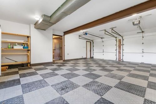 1351 Redfern Dr, Pittsburgh PA  15241-2932 exterior