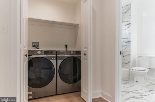 928 47th Pl, Washington DC  20019-3720 exterior