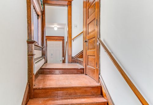 614 Cres St, Grand Rapids MI 49503-3441 exterior