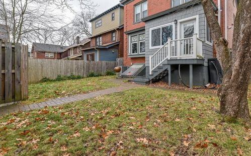 409 Hutchinson Ave, Pittsburgh PA 15218-1327 exterior