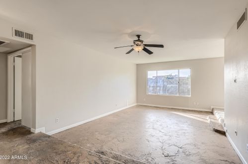 15028 40 Pl, Phoenix AZ 85050-8972 exterior