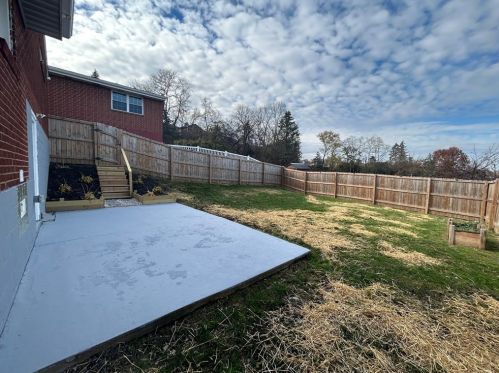 4985 Aspen St, Pittsburgh PA  15122-1250 exterior