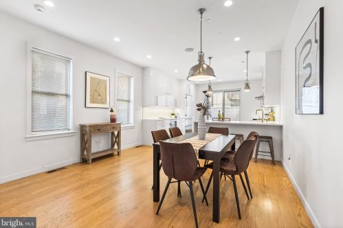 833 Bainbridge St, Philadelphia PA  19147-2009 exterior