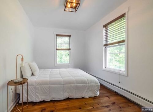 14 Fidelity Pl, Montclair NJ 07042-3813 exterior