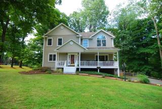 62 Calais Rd, Dover, NJ 07869-2804