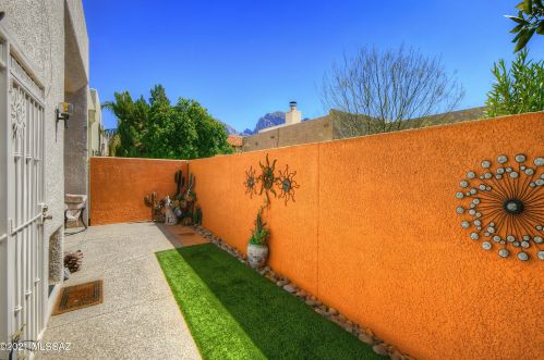 191 Roma Dr, Tucson AZ 85737-7668 exterior