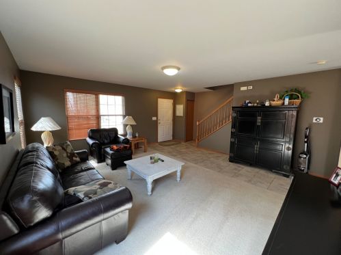 1010 Neufairfield Dr, Joliet IL 60432-0736 exterior