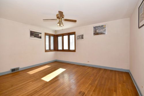 6696 Olympia Ave, Chicago IL 60631-1518 exterior