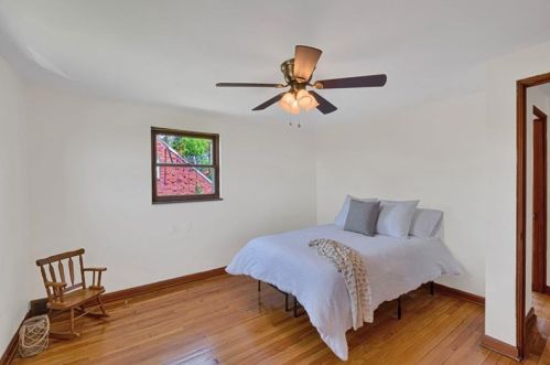 1535 Bower Hill Rd, Pittsburgh PA 15243-1508 exterior