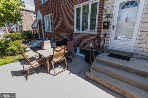 1051 Tremont Dr, Manor, PA 19036-1520