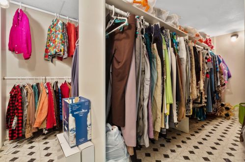 7451 99, Milwaukee WI 53227-3632 exterior