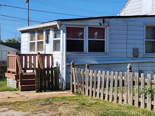 7912 Ivory Ave, Saint Louis MO  63111-3534 exterior