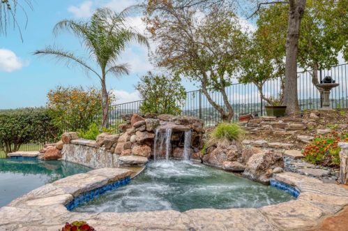 1380 Souza Dr, Folsom CA  95762-7561 exterior