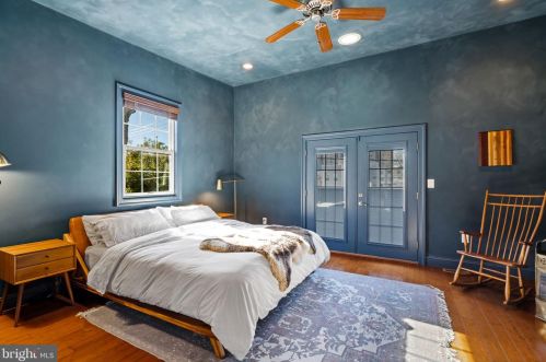 985 6th St, Philadelphia PA  19123-1405 exterior