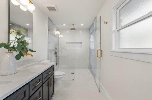 5006 Buffalo Pass, Austin TX 78745-2832 exterior