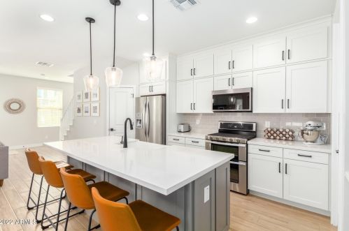 25818 20 Ln, Phoenix AZ 85085-1714 exterior