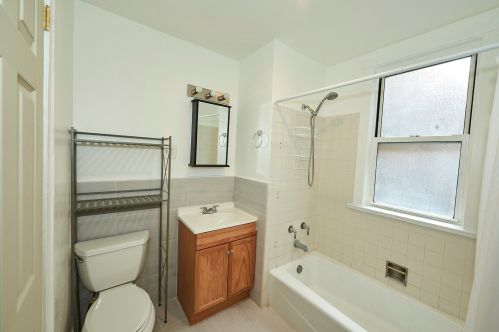 6707 Peoria St, Chicago IL  60621-1821 exterior