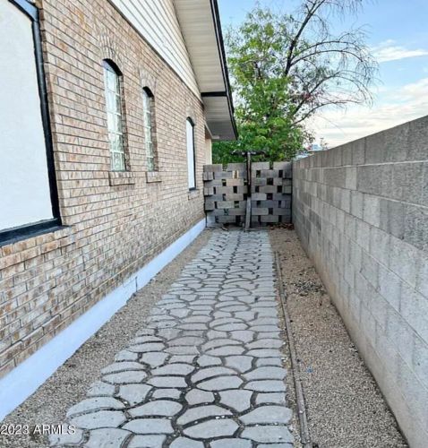 1314 Brill St, Phoenix AZ  85006-2815 exterior