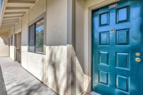 1108 Abbott Ave, Milpitas CA 95035-2922 exterior