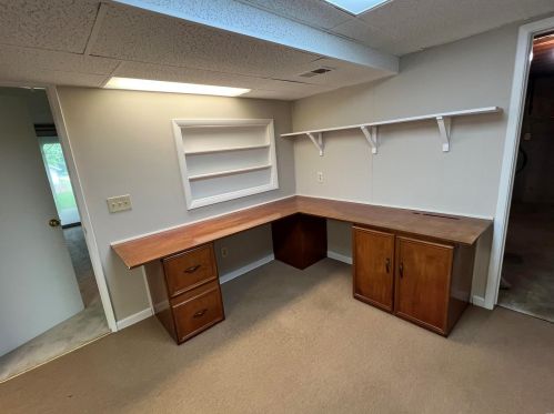 2041 Nettlewood Ct, Hazelwood MO 63043-2141 exterior