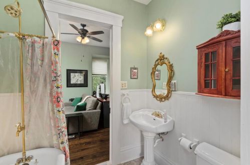 1424 Mississippi Ave, Saint Louis MO 63104-2533 exterior