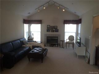 28572 Carlton Way Dr, Novi MI  48377-2637 exterior