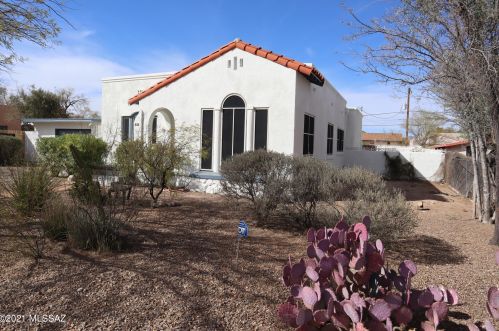 1071 Seneca St, Tucson AZ  85719-3566 exterior