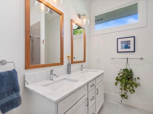 1934 Bixby St, Atlanta GA 30317-2210 exterior