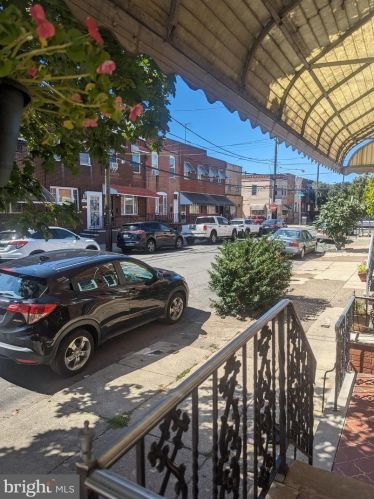 933 Jackson St, Philadelphia PA  19148-3119 exterior