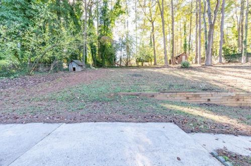 2619 Irene Cir, Duluth GA 30096-4148 exterior