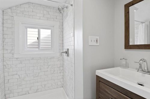 210 Friday Rd, Pittsburgh PA  15209-2110 exterior