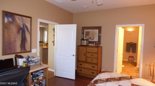 561 Knotwood St, Green Valley AZ 85614-5971 exterior