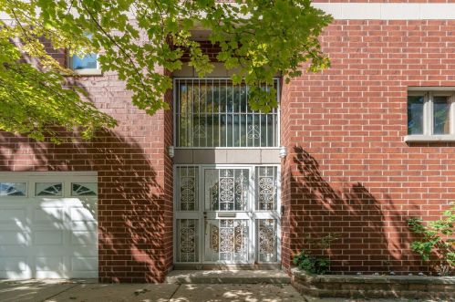 2802 Shields Ave, Chicago IL 60609-4530 exterior