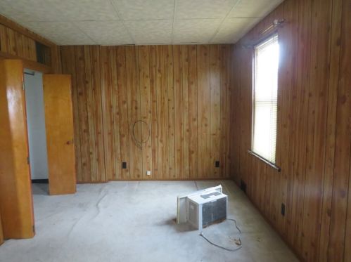 123 Calhoun Ave, Pittsburgh PA  15210-3637 exterior