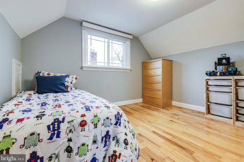 116 Gladden St, Alexandria VA 22304-2402 exterior