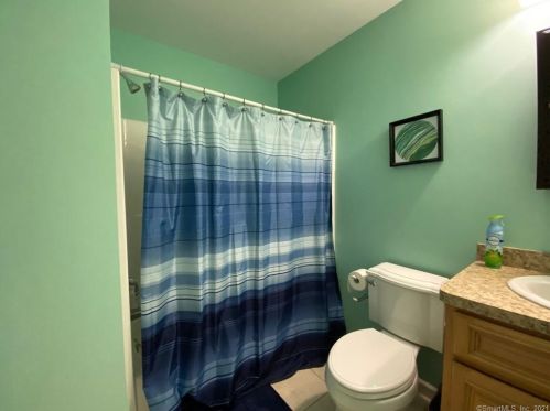 41 Grieb Trl, Wallingford CT 06492-2616 exterior