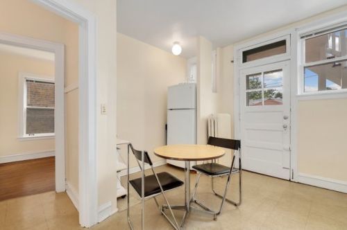 5428 Sawyer Ave, Chicago IL 60632-2624 exterior