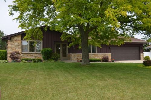 5636 Abbott Ave, Milwaukee, WI 53220-4928