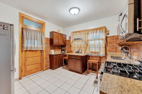 2825 Lotus Ave, Chicago IL 60641-3224 exterior