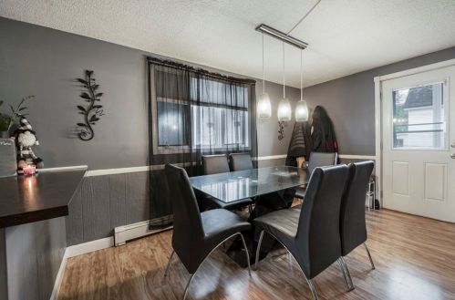 49 Kilton St, Taunton MA 02780-2953 exterior